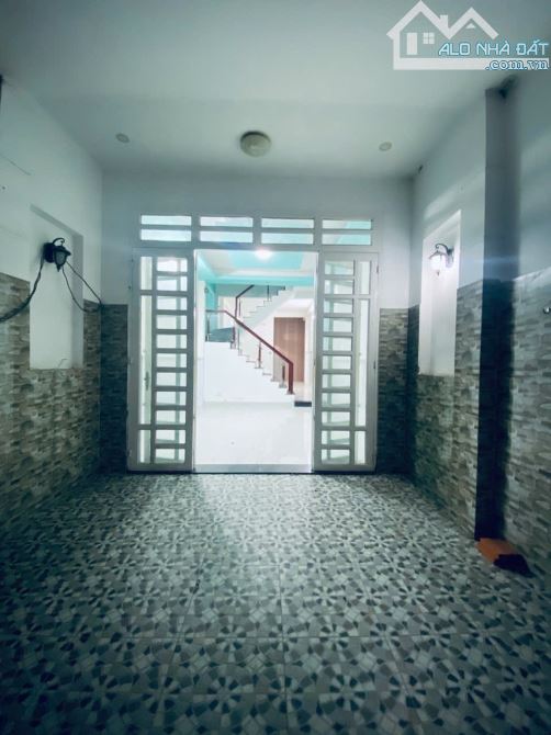Nhà Hương Lộ 80 – 2 Tầng, Sổ Riêng, Đường 12m