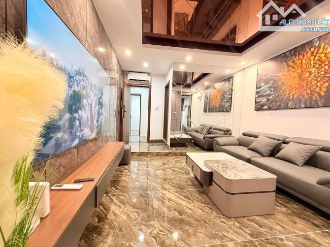 Nhà Đẹp - Full Nội Thất - Tt Phương Mai - Đống Đa - Dt:90m2/3PN/2WC*nhỉnh 5tỷ