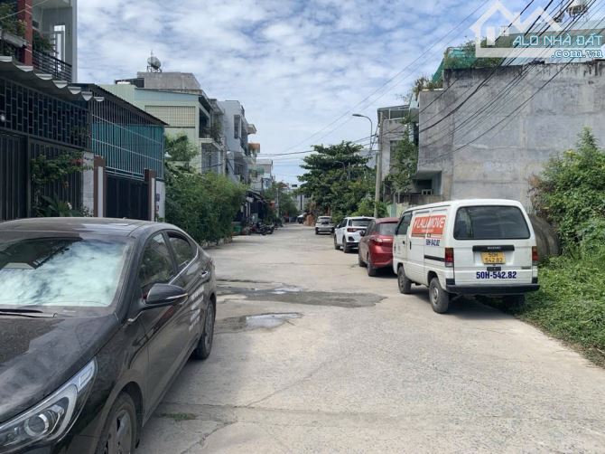 ĐẤT 1226M², NGANG 19,7M - MẶT TIỀN XE HƠI TRÁNH – TĂNG NHƠN PHÚ B