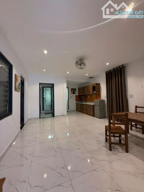 🏠🏠NHÀ KIỆT 112 TRẦN PHÚ, TP HUẾ