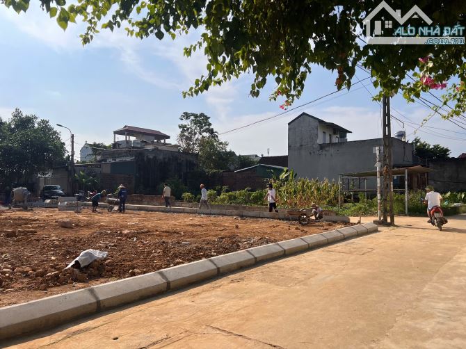 Bán đất thổ cư hiếm – Thôn 7, Tân Xã, sát Khu Công Nghệ Cao