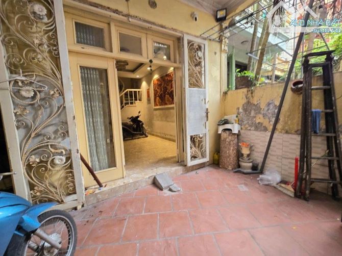 🔥 Cơ hội vàng Trương Định – 32,6m², MT 3,2m – Nhà cấp 4, giá đầu tư chỉ 4,75 tỷ