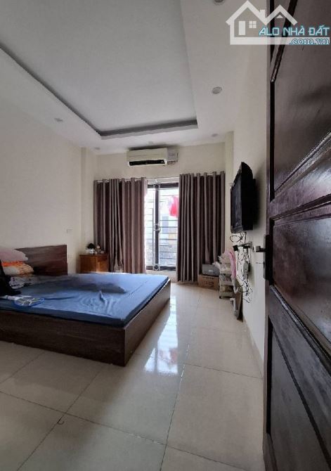 NHÀ ĐẸP – NGÕ NÔNG – 15M RA Ô TÔ TRÁNH – YÊN NGHĨA – 40M² – 4.5 TỶ