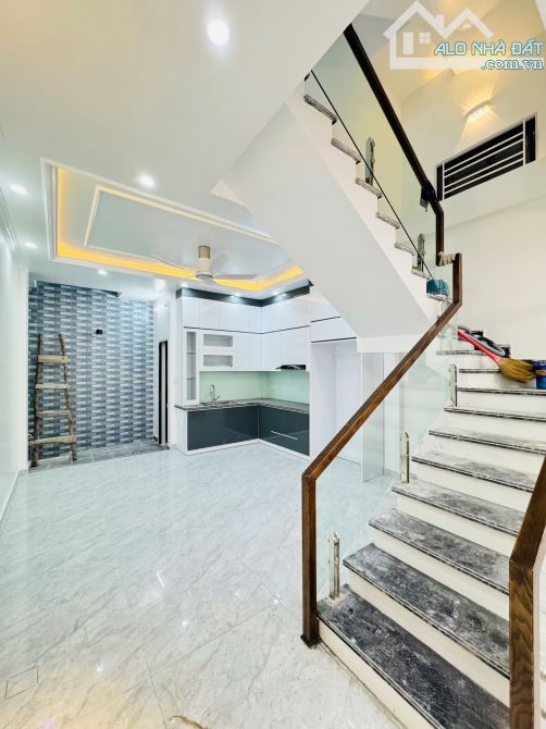 Bán nhà 4 tầng độc lập xây mới ngõ 132 An Đà.44m2 giá 3,45 tỷ có tt