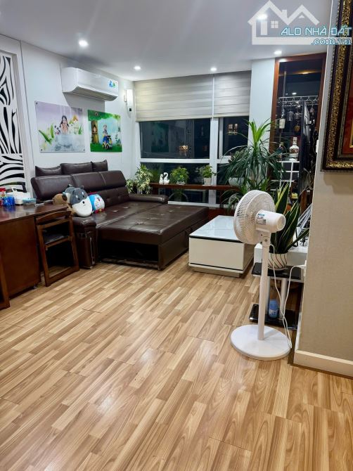 CẦN BÁN CĂN CHUNG CƯ 80M CT7D KDT Dương Nội ,Hà Đông GIÁ 5.2 Tỷ