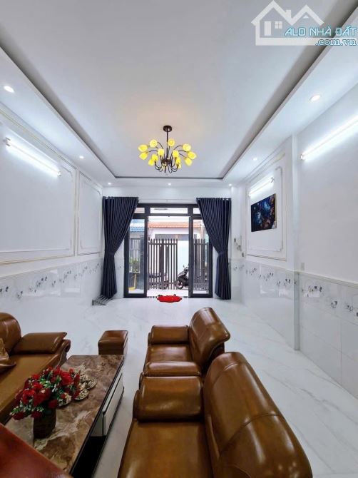 🌟🌟🌟NHÀ ĐẸP - DT RẤT RỘNG - HOÀN CÔNG - 5 P. NGỦ (Nằm gần Đại Lộ Hòa Bình) - 10