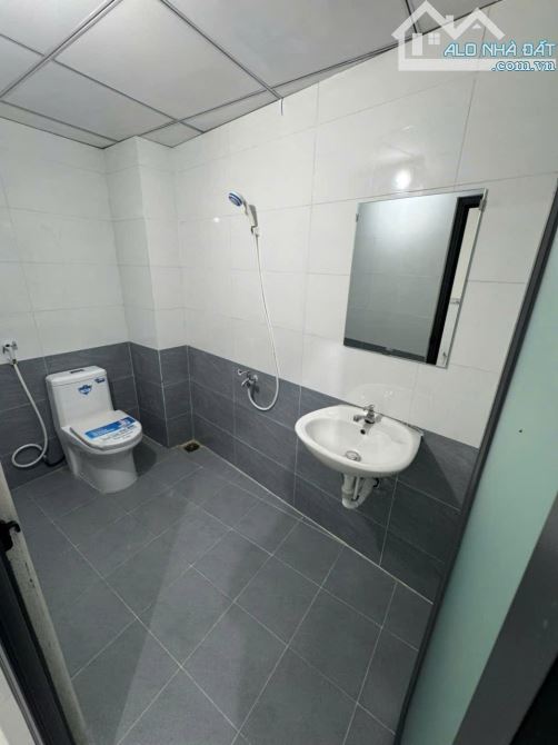 Bán nhà 1 trệt 1 lửng mới gần giáo xứ Thuận Hòa - 10
