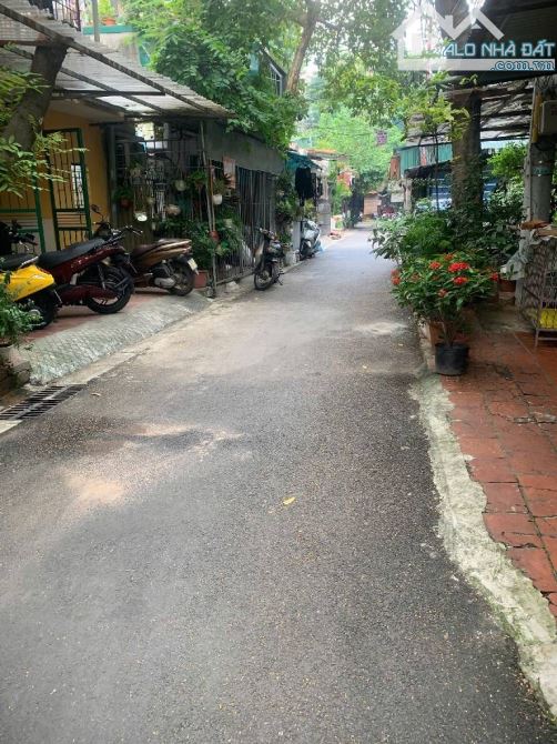 Bán tập thể Bách Khoa,Nguyễn Hiền, Tạ Quang Bửi sử dụng 65m2 sát khu đại học Bách Kinh Xây - 10