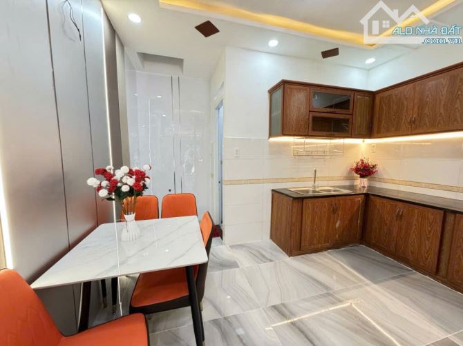 NHÀ 2 TẦNG MỚI SPA - HẺM Ô TÔ - VUÔNG VỨC 44 M2. - 10