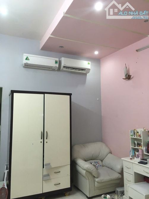 🚗 Bán nhà 1 trệt 3 lầu – 4PN, 5WC, sân rộng – hẻm ôtô Bà Huyện Thanh Quan - 140m² – 8.7tỷ - 11