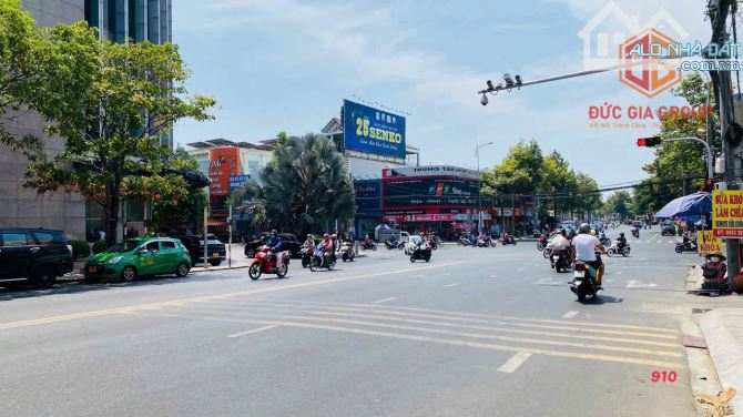 Cho thuê mặt bằng lầu mặt tiền đường gần Vincom, trung tâm Biên Hòa - 11