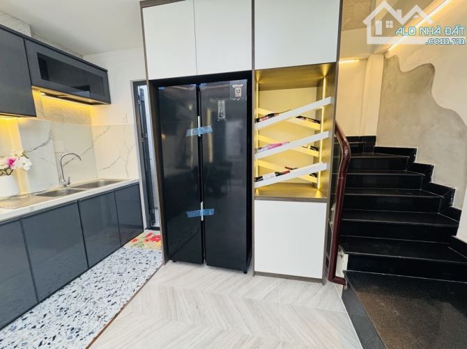 Nhà Phường 3 Quận Gò Vấp 4 tầng 3 phòng ngủ hẻm xe hơi 4n bao thủ tục sang tên giá 5,49 tỷ - 11