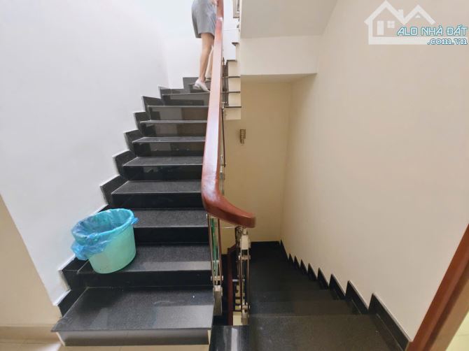 Chỉ còn 1 căn duy nhất – hẻm xe hơi, 3 tầng Linh Trung, giá cực tốt! - 11