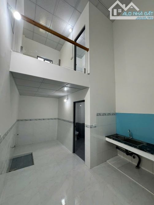 Bán nhà 1 trệt 1 lửng mới gần giáo xứ Thuận Hòa - 11
