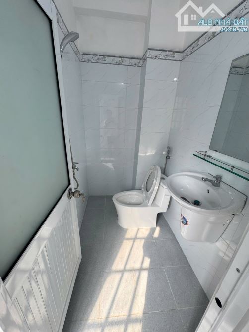 BÁN NHÀ MẶT TIỀN PHAN VĂN TRỊ QUÂN 5 NHÀ 5 LẦU - 11