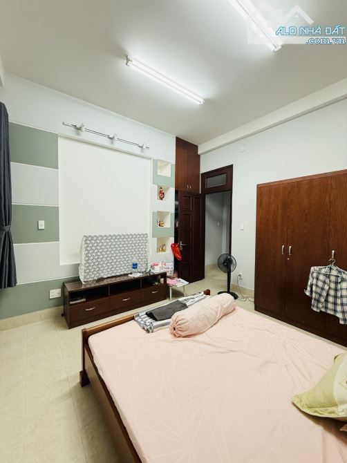 NHÀ TRUNG TÂM TÂN PHÚ – GẦN CHỢ TÂN HƯƠNG – GÒ DẦU – 65m2 (4.4m ❌ 15m) - 3 TẦNG CHỈ 7.2 TỶ - 11