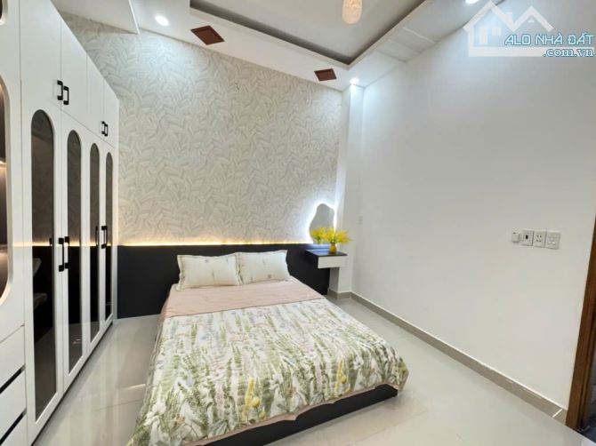 NHÀ 2 TẦNG MỚI SPA - HẺM Ô TÔ - VUÔNG VỨC 44 M2. - 11