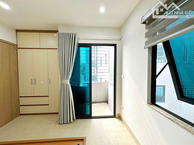 Cho Thuê CCMN 1194 Đường Láng Đống Đa 80m2 2N1K Ban Công Cửa Sổ Giặt Riêng Thang Máy - 11