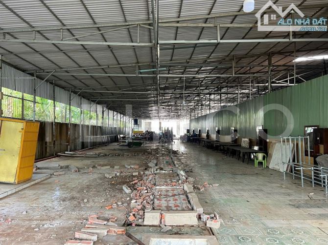 Cho thuê kho xưởng bãi 2.000m² có điện 3 pha, mặt tiền đường Quốc Lộ 1A, X. Tân Phú Thạnh, - 1