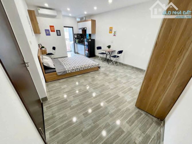 Bán tòa CHDV Xuân Thủy – 96m², 8 tầng, 14 phòng, thang máy – DT 80 tháng, giá 16.2 tỷ - 1