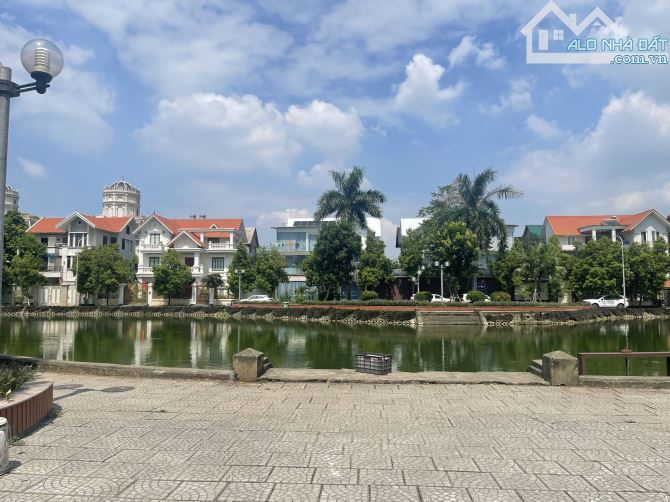 Biệt thự cầu bươu lô góc 370m mt36m 4tầng Thô,đẳng cấp xây lâu đài,Kinh doanh,tiềm năng - 1