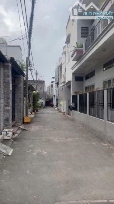 Bán nhà 2 mặt tiền đường thông xe tải, phường 16, Gò Vấp - 1
