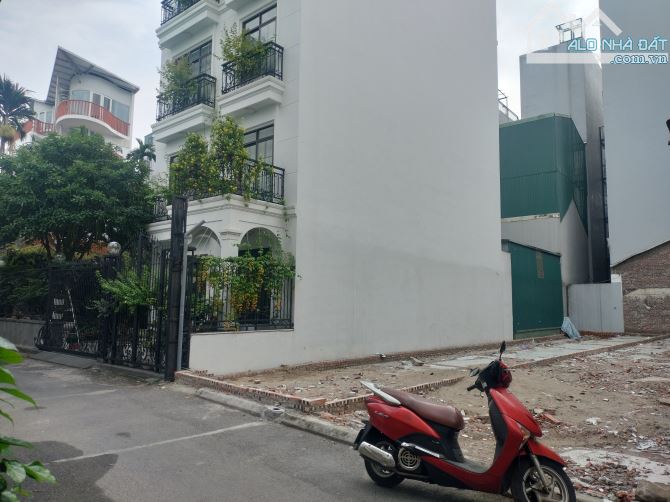 Bán đất Bồ Đề Gia Thượng, phân lô ô tô tránh, giá rẻ, khu vực xây CCMN dòng tiền cực cao - 1