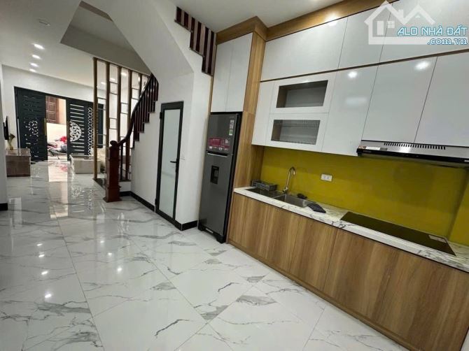 🏤MIÊU NHA 37m² - LÔ GÓC  - 3 MẶT THOÁNG - FULL NỘI THẤT - Ô TÔ CÁCH 50 m - TIỆN ÍCH XUNG - 1
