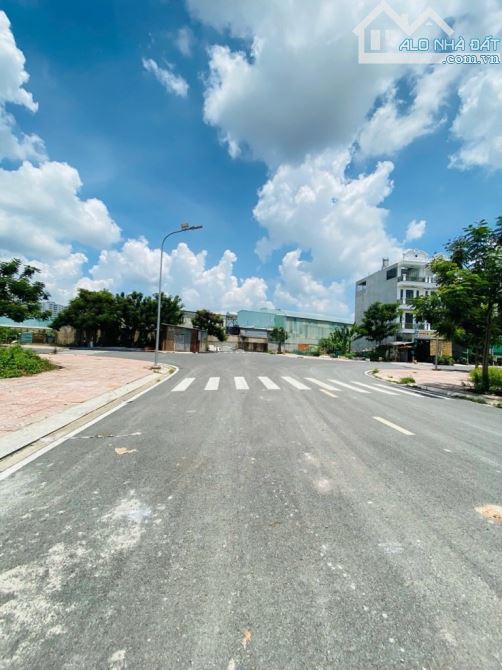 HẺM 8M TÂY LÂN - KHU XÂY 5 TẦNG - PHÂN LÔ, DÂN TRÍ CAO - 60M2 -  NHỈNH  4 TỶ - 1