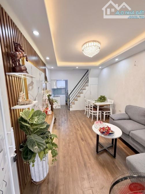 Nhà tập thể Tân Xuân Bắc Từ Liêm tầng 2 giá 1.89 tỷ - 1