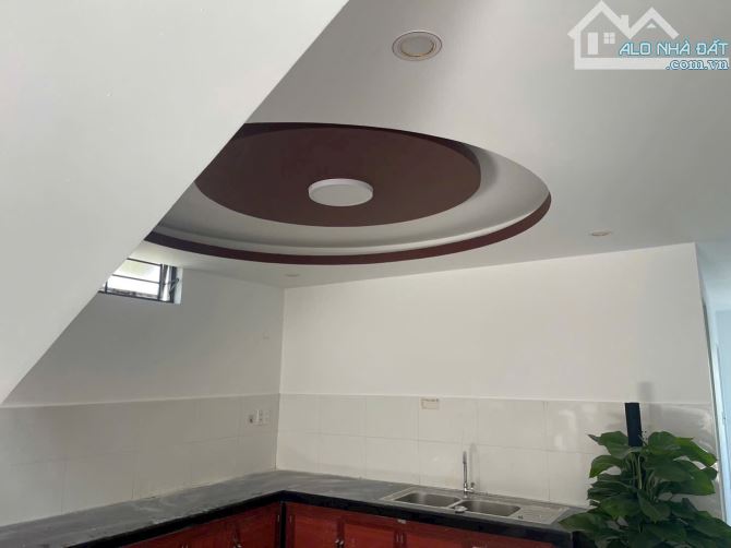 🏠 Bán Nhà Gác Lửng Đúc Full Nội Thất – Gần Chợ Hòa Khánh  ✨ Nhà 57m², mới đẹp, đầy đủ côn - 1