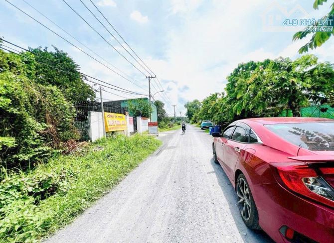 Đất bán 2 mặt tiền đường Xã Phú Hoà Đông cách Nguyễn Thị Nên100m 574m2 300m2 thổ cư - 1