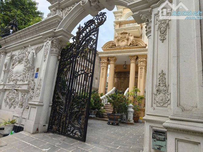Bán nhà biệt thự đẹp HXH khu Víp 149 Bành Văn Trân, P7, Q.Tân Bình. DT: 11x34m, Hầm 3 lầu - 1