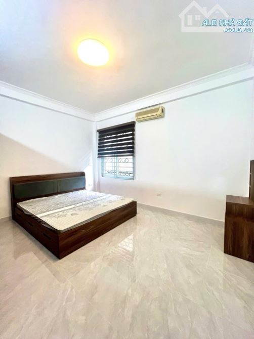 Khu HOÀNG CẦU – 6 tầng 45m chỉ 10.8 tỷ - LÔ GÓC, MẶT TIỀN RỘNG, FULL NỘI THẤT, THANG MÁY - 1
