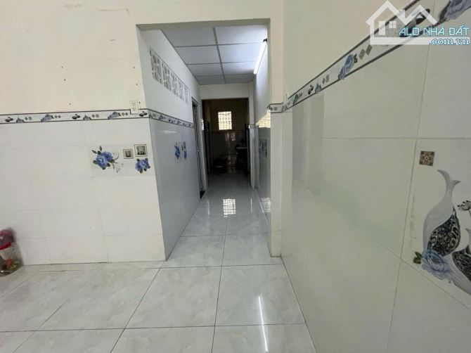 Nhà cấp 4 đường Nguyễn Thị Đành, Hóc Môn DT 51m2(4x12,75)m, Sổ riêng, xây kiên cố, 2 tỷ 1 - 1