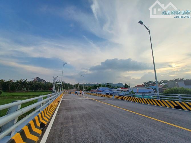 Đón sóng cầu Lại Xuân mở bán 21 lô Việt Khê  mặt đường nhựa chỉ từ hơn 295 triệu