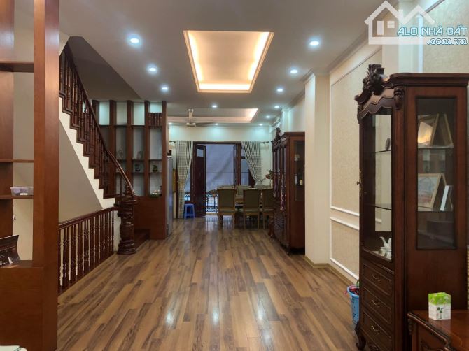 Bán nhà ngõ 279 Đội Cấn oto tránh ,kinh doanh, dân xây 50 m 5 tầng 10.4 tỷ - 1