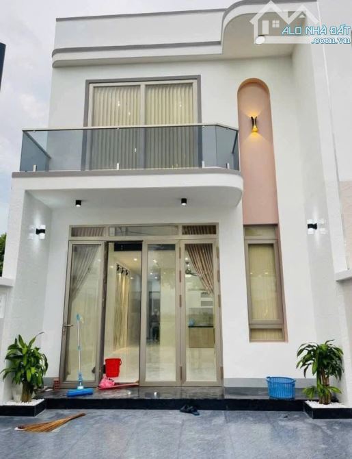 GÁC LỬNG HIỆN ĐẠI, GẦN KDL BỬU LONG GIÁ 1TY480 ĐƯỜNG XE HƠI - 1