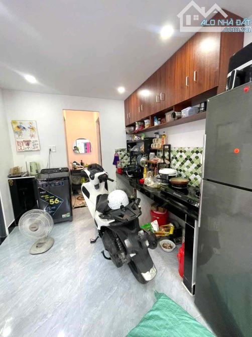 Bán Nhà 2 Tầng Hẻm Xe Hơi 52m2_6.2x8.5m Mới Đẹp Ở Ngay Chỉ 4,5 Tỷ Gần Tô Ngọc Vân Tam - 1