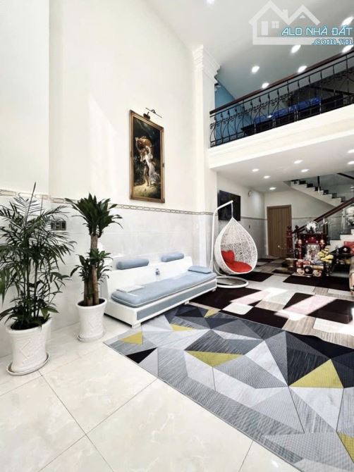 Nhà 63,6m2 5 tầng nở hậu 1 trục Hoàng Hoa Thám - Phan Đăng Lưu - xe hơi vào nhà - nhà mới - 1