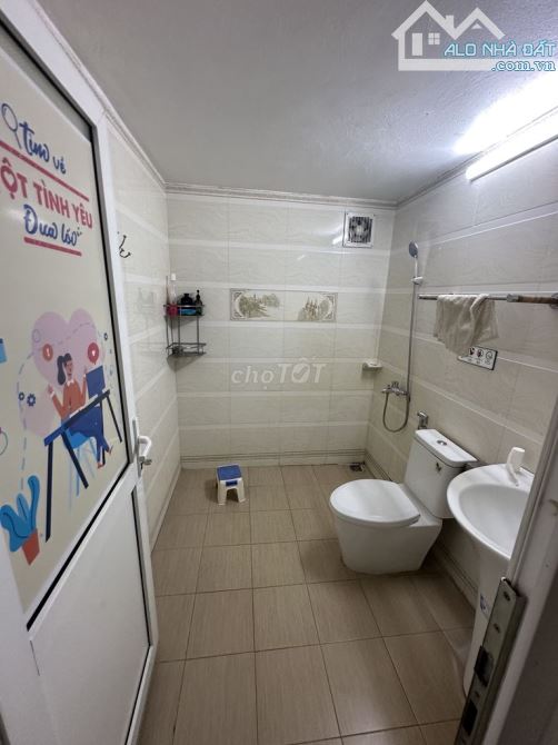 Nhà liền kề đường Trung Yên 10. DT 100m2 xây 80m2 x 5 tầng mặt tiền 5m - 1