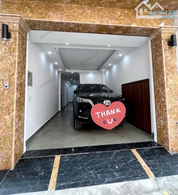 BÁN NHÀ HOÀNG QUỐC VIỆT 55m2 × 7T THANG MÁY. GARA Ô TÔ 7 CHỖ - VĂN PHÒNG - 1
