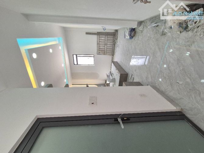 TRẦN THỊ TRỌNG - PHẠM VĂN BẠCH - TÂN BÌNH - NHÀ MỚI ĐẸP – FULL NỘI THẤT – 56M² – 3 TẦNG - 1