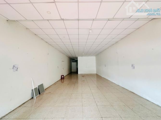 Chủ định cư nước ngoài Bán 2 Cửa Hàng MT Nguyễn Trường Tộ  dt:12x19m (201,8m2) Lagi - 1