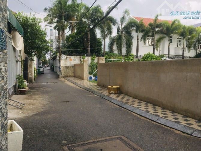 Cần bán khuôn đất góc 2 MT Thảo Điền, Q2 (20 x 25 DTCN 520 m2) giá chỉ 130tr/m2 ~ 68 tỷ TL - 1