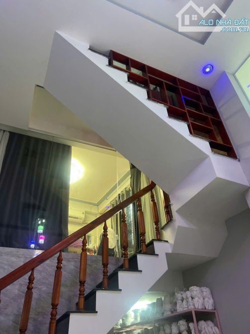 🏠 BÁN NHÀ 2,5 TẦNG – HẺM CẠN LÊ HỒNG PHONG, - 1