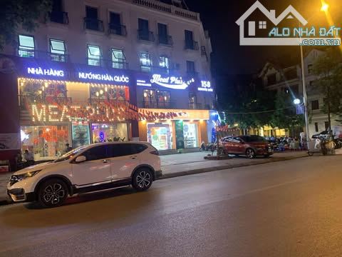BIỆT THỰ NGUYỄN SƠN 125M-4tầng -7mt.18.5 tỷ Ô TÔ VÀO NHÀ KHU YÊN TĨNH GẦN MẶT PHỐ - 1