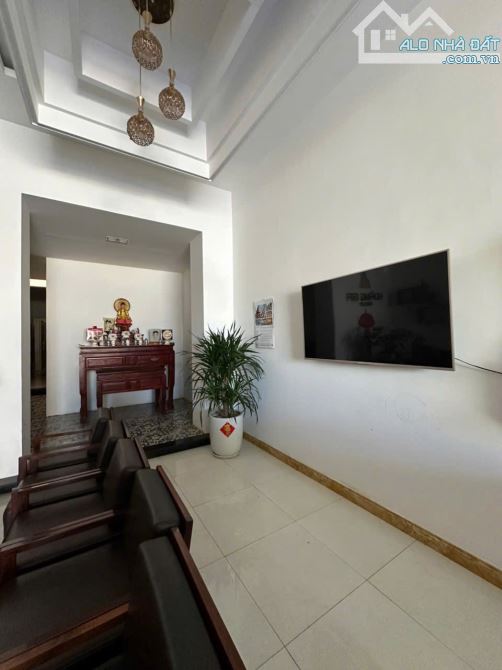 BÁN NHÀ MẶT TIỀN ĐỖ NHUẬN VỊ TRÍ ĐẸP GẦN HÀ HUY TẬP - DT:4,7x26m - GIÁ:4,85 TỶ - 1