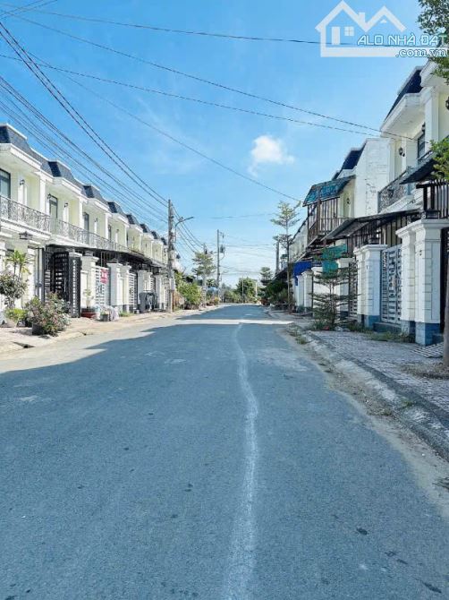 🏡 BÁN NHÀ KHU DÂN CƯ TÂN TRẠCH – GẦN ĐƯỜNG 826 Giá 2 tỷ 200 triệu - 1