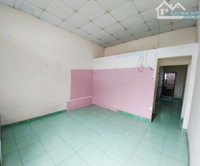 BÁN NHÀ GẦN MẶT TIỀN ĐƯỜNG LÊ VĂN KHƯƠNG - HẺM OTO, 2 SẸC DỄ TÌM - DÂN TRÍ TỐT - 2 TẦNG - - 1